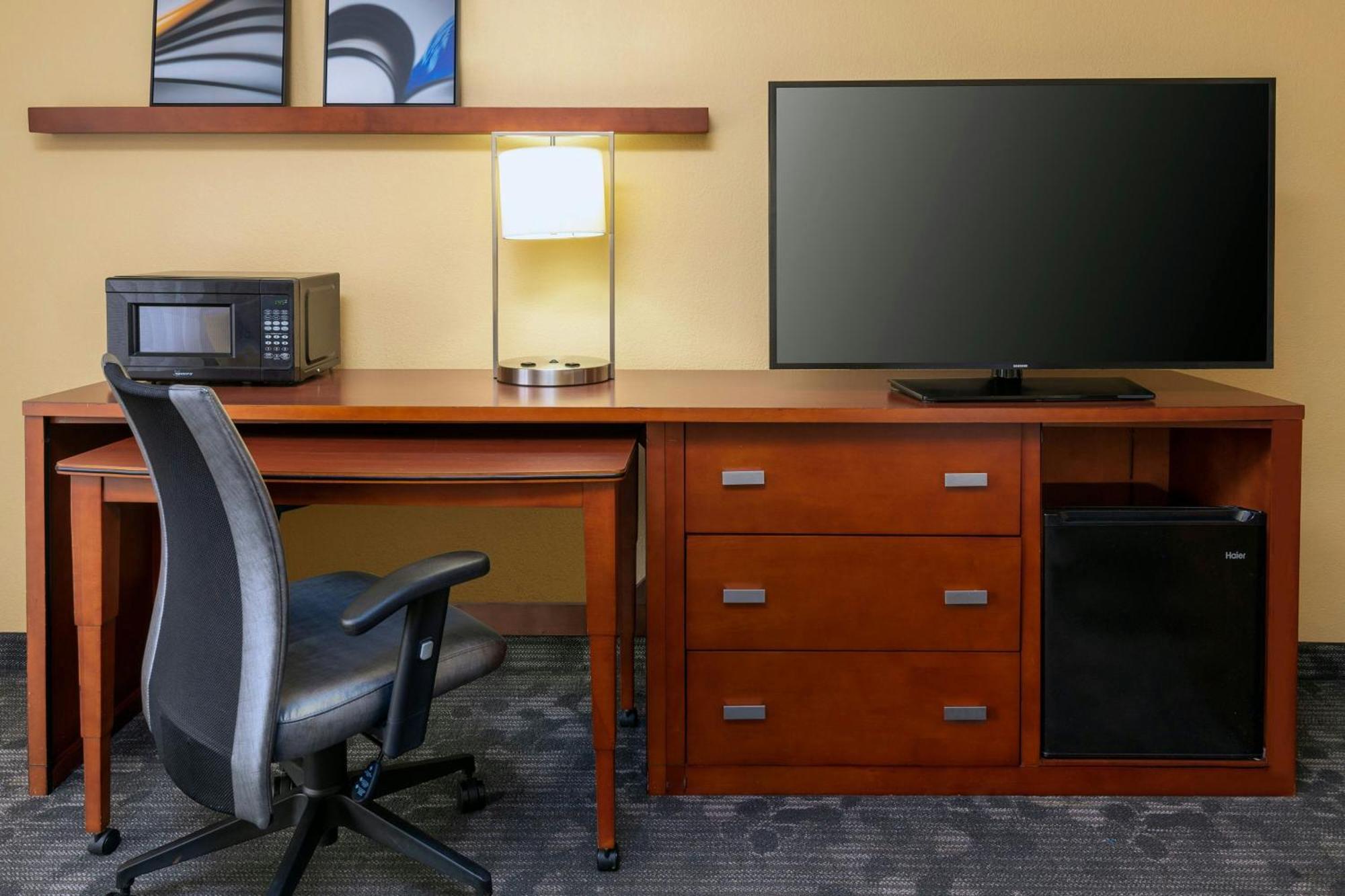 Courtyard By Marriott Oklahoma City Airport מראה חיצוני תמונה