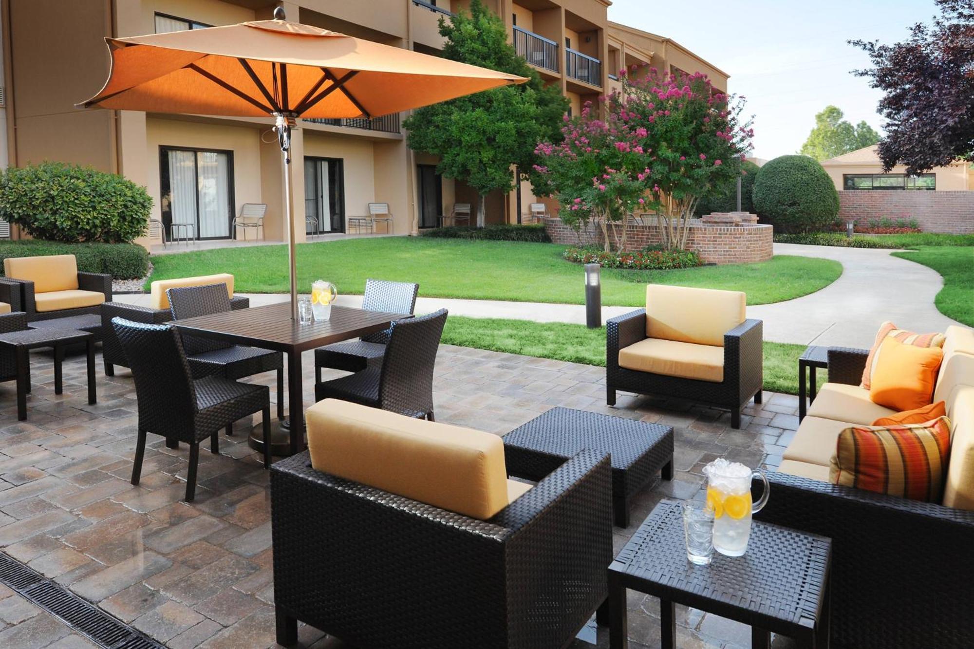Courtyard By Marriott Oklahoma City Airport מראה חיצוני תמונה