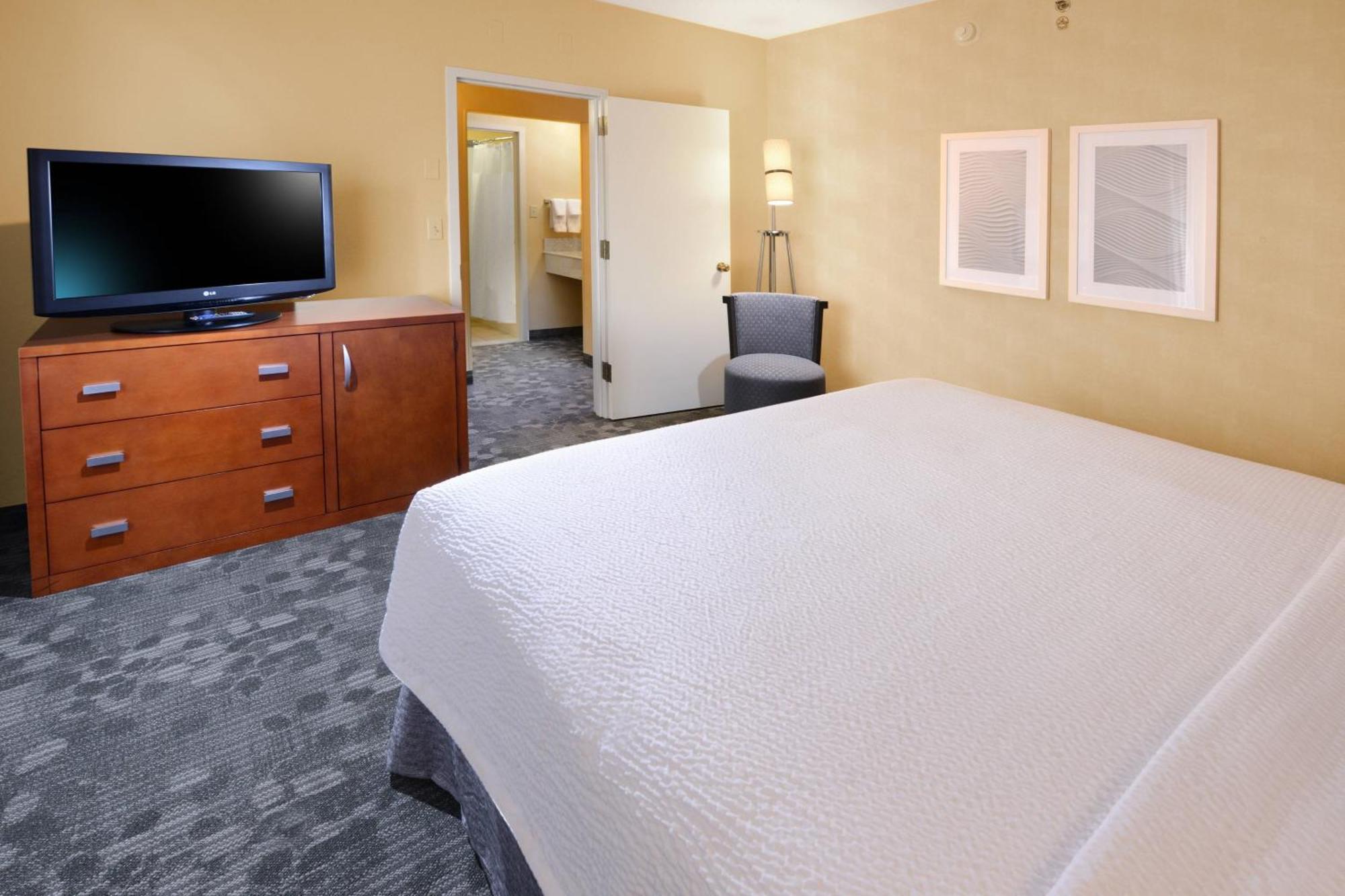 Courtyard By Marriott Oklahoma City Airport מראה חיצוני תמונה