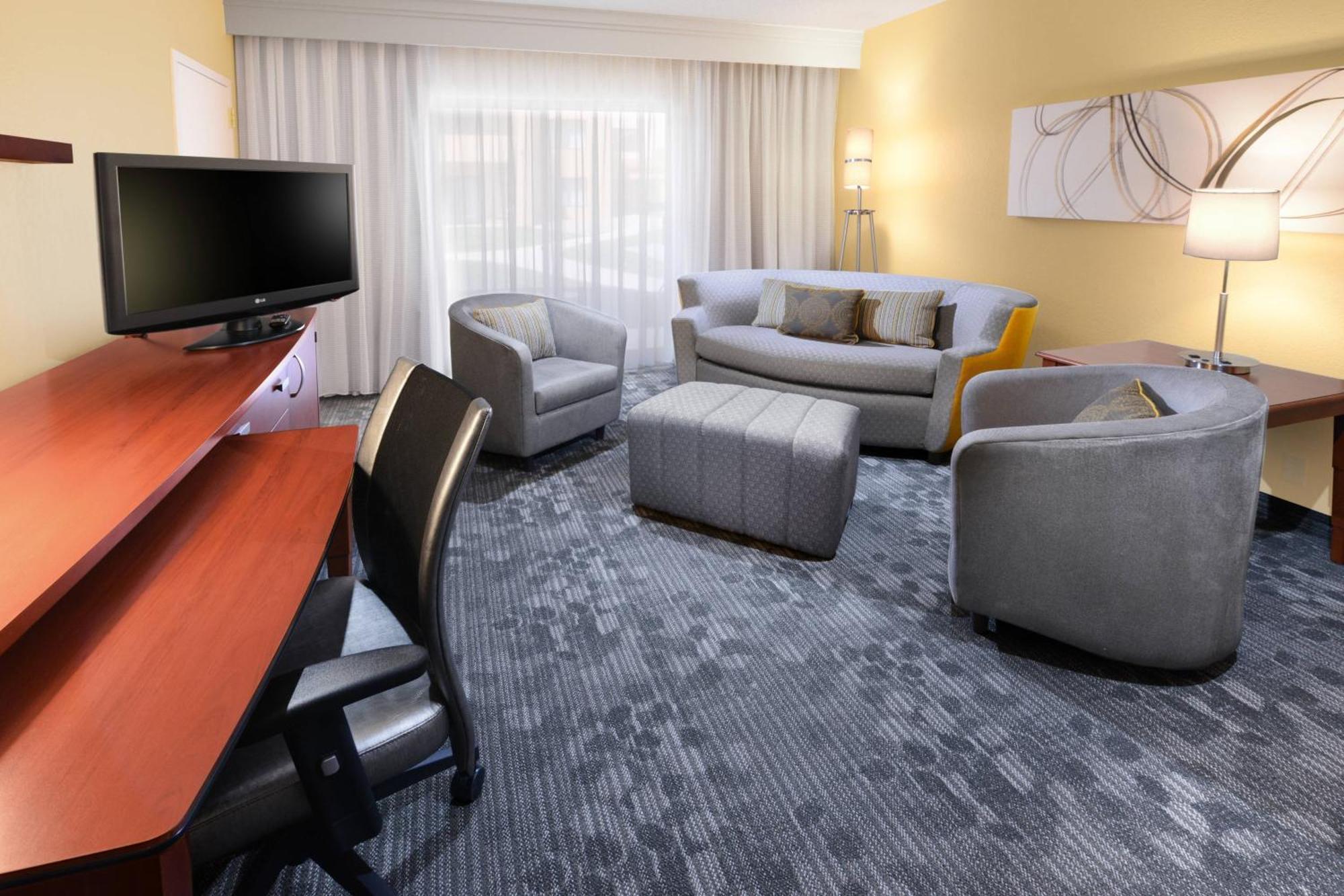 Courtyard By Marriott Oklahoma City Airport מראה חיצוני תמונה